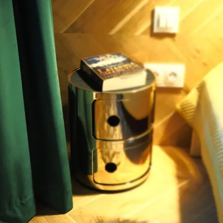 Royal Point Bed & Bath *